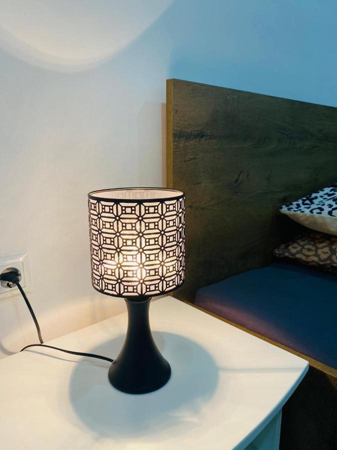 Rooms & Glamping Lana Haus Licko Petrovo Selo Exterior photo