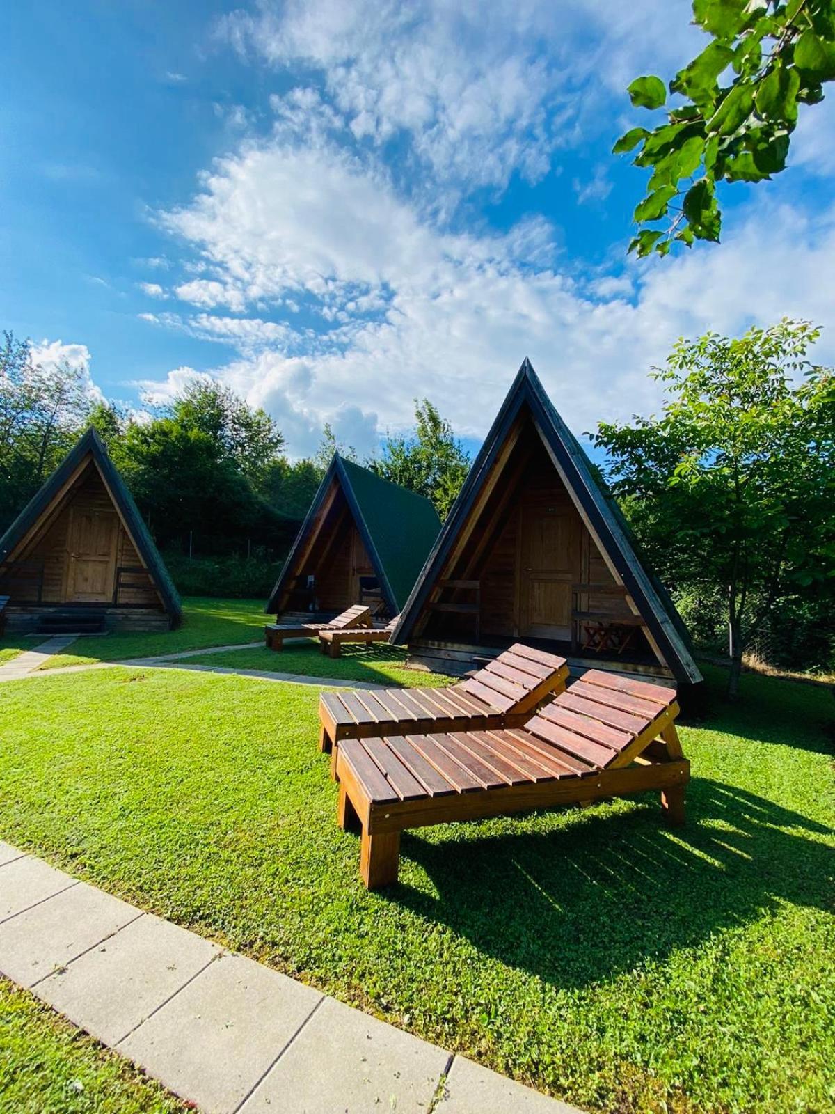 Rooms & Glamping Lana Haus Licko Petrovo Selo Exterior photo